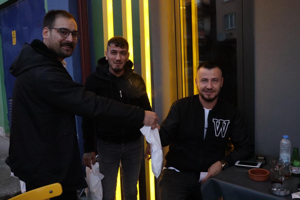 İzmit Çınar Ekibi her sabah erken saatlerde emekçilerle buluşmaya devam ediyor (8)