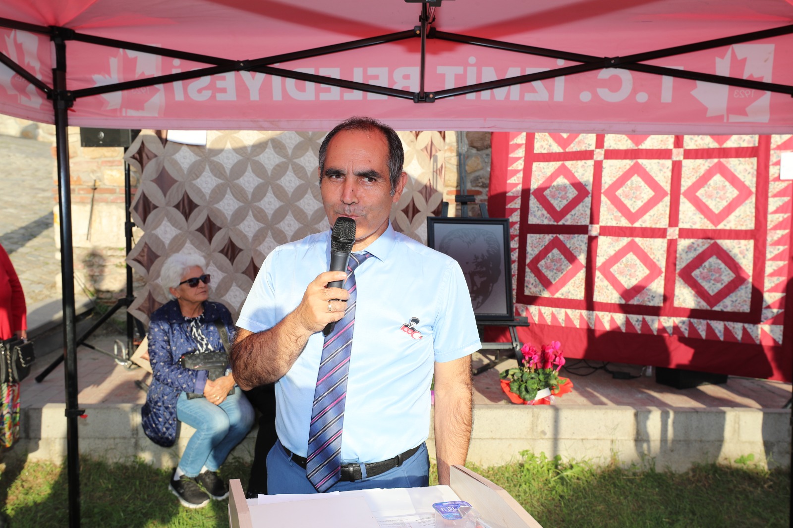 Izmit Halk Egitim Müdürü Nejat Sazak