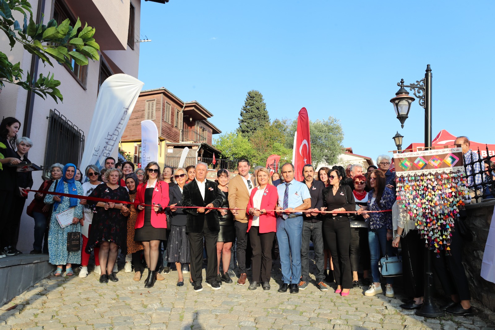 Izmit'in izleri Ani Evi ve Kirk Yama Sergisi açildi (1)