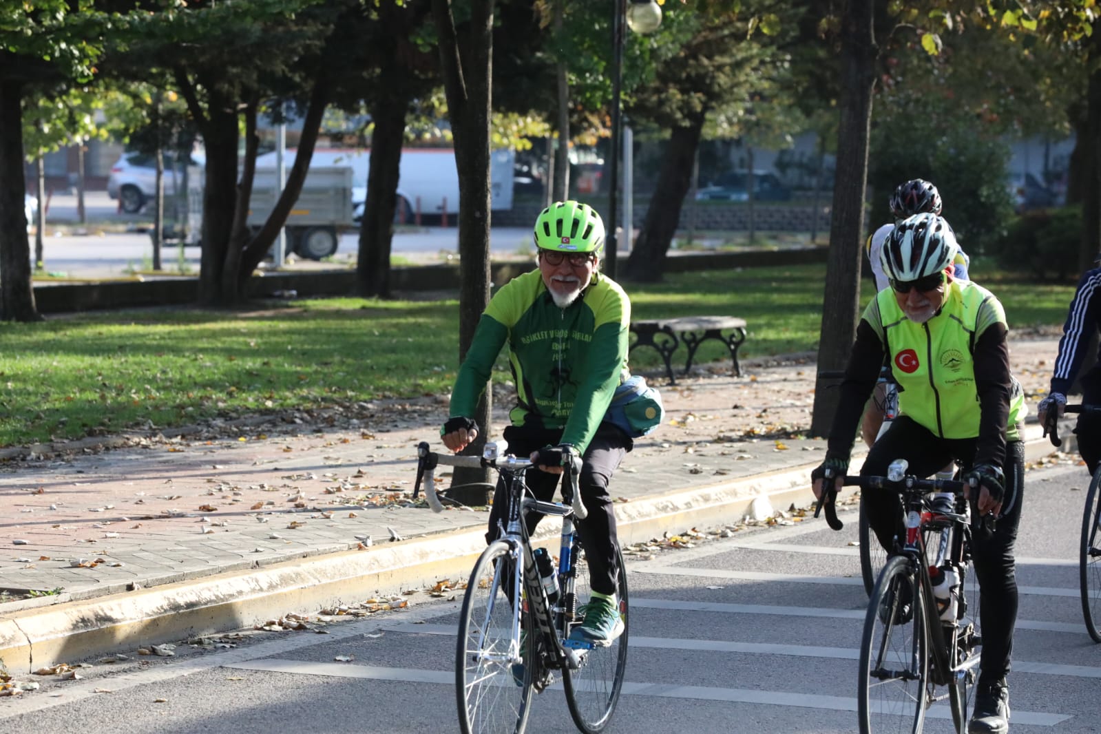 İzmit'te pedallar Cumhuriyetin 100.Yılı için çevrildi (3)