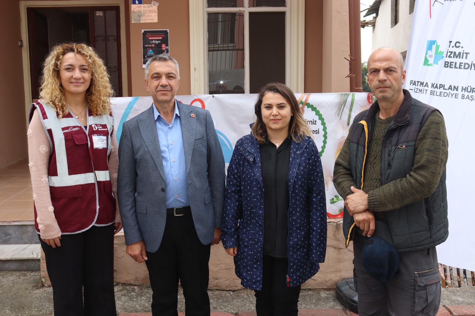 Mahalle Mutfakları Projesi İzmit’in her bölgesine yayılıyor (1)