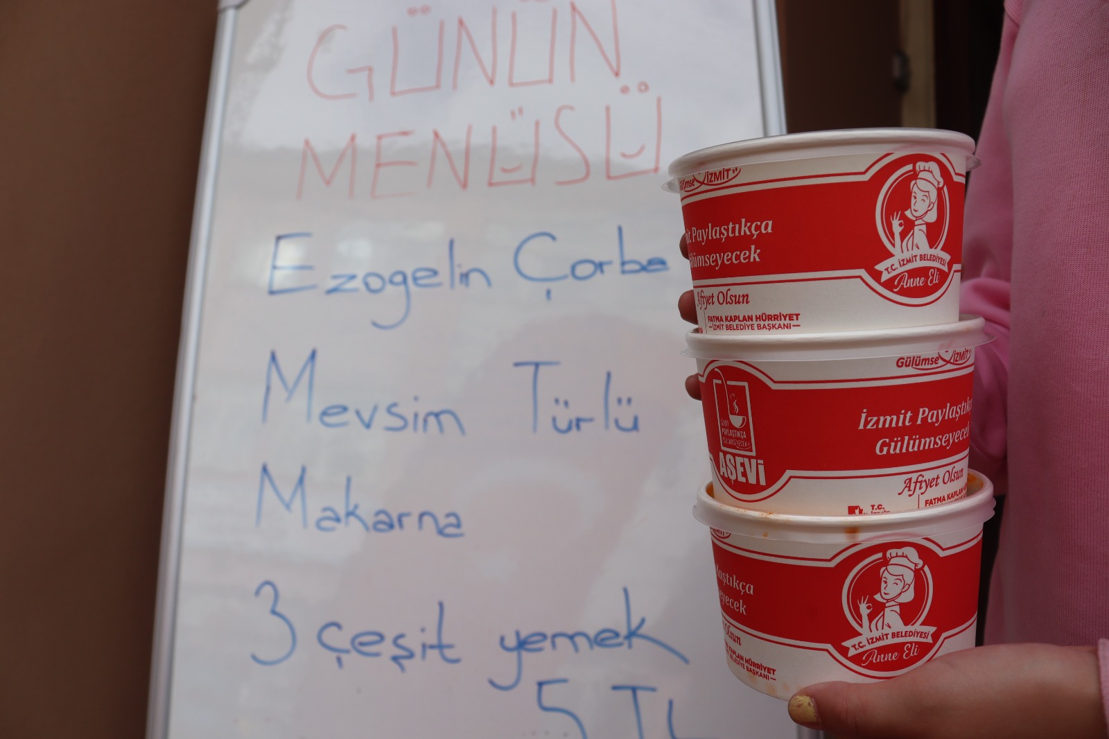 Mahalle Mutfakları Projesi İzmit’in her bölgesine yayılıyor (6)