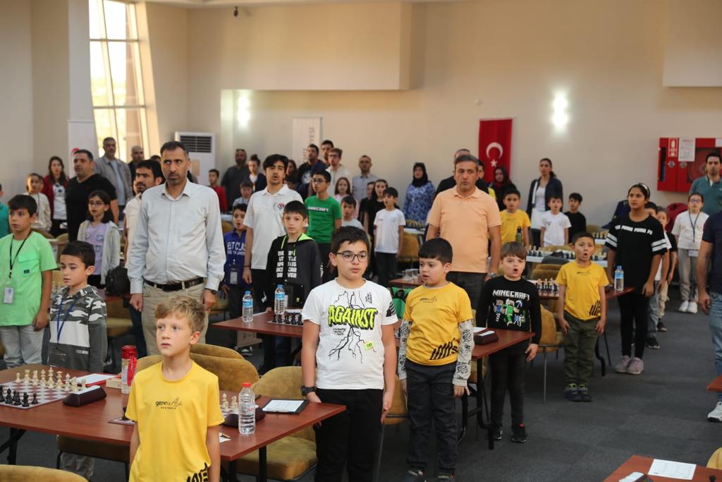 Yüzüncü yıl satranç turnuvası (4)