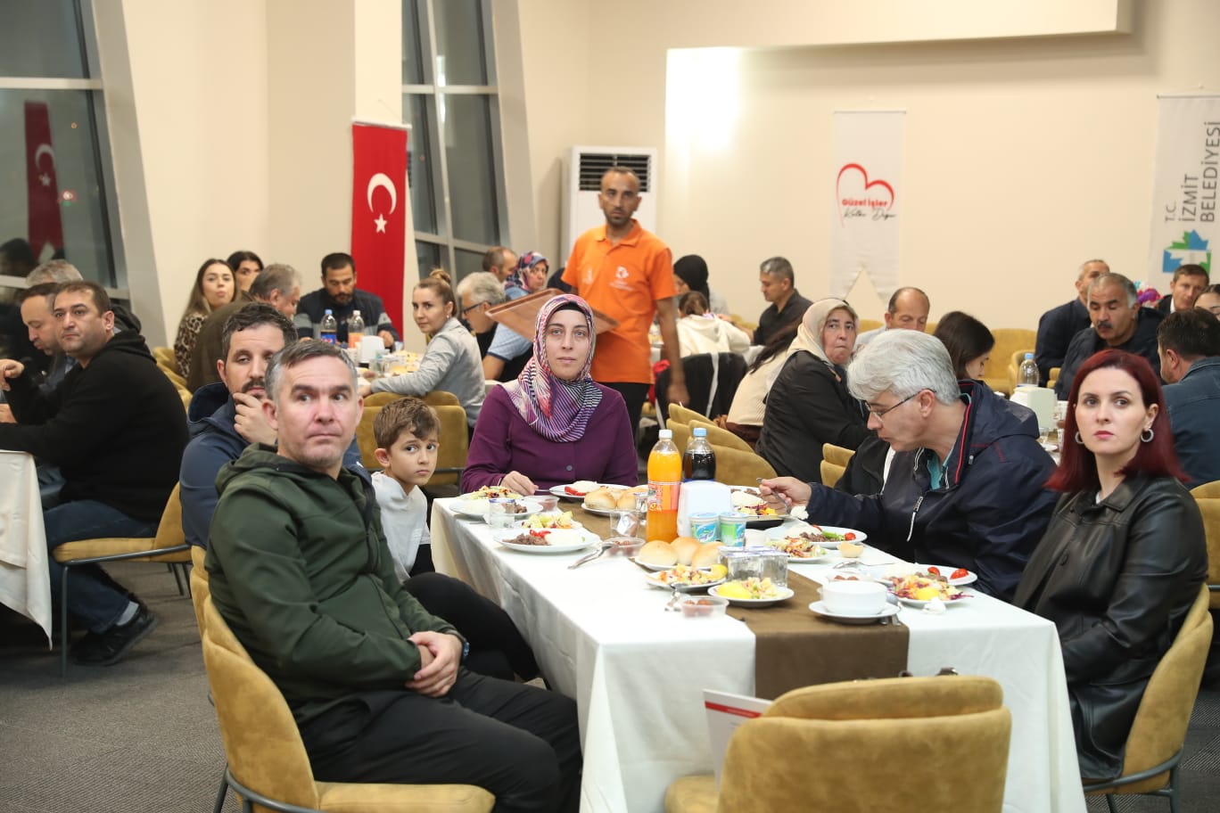 Başkan Hürriyet, Çınar Akademi ailesi ile buluştu (8)