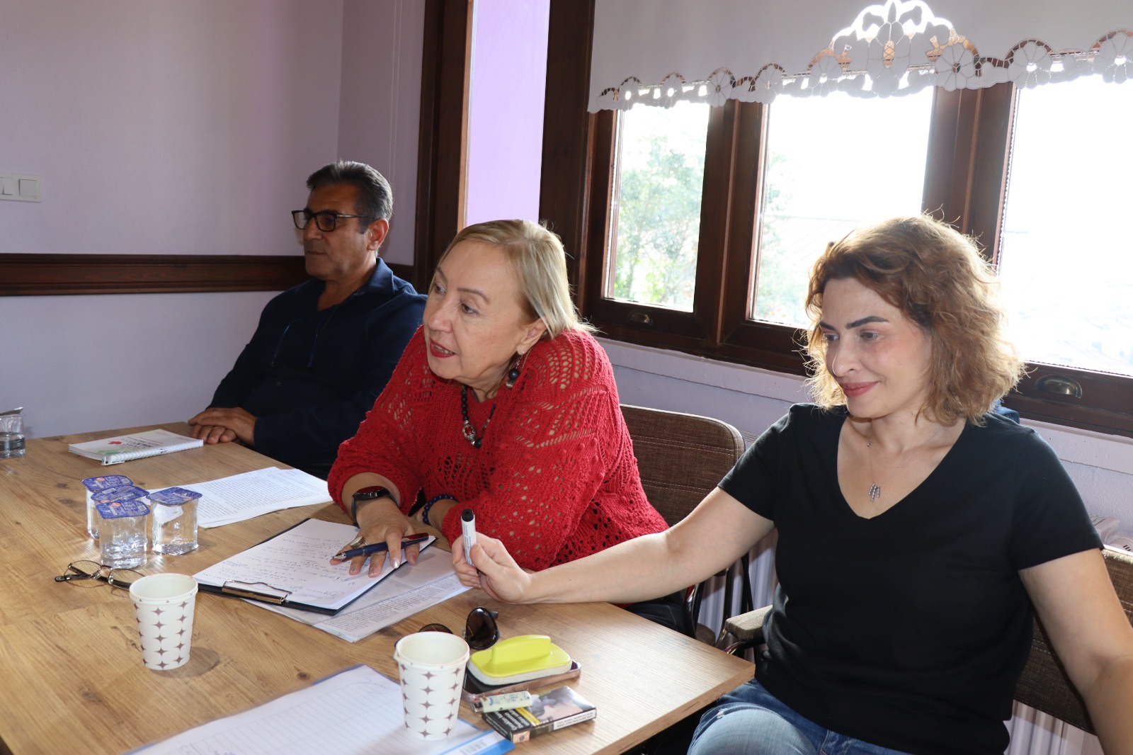 İzmit Belediyesi Zübeyde Hanım Konağı'nda Yaratıcı Yazarlık Atölyesi başladı (6)