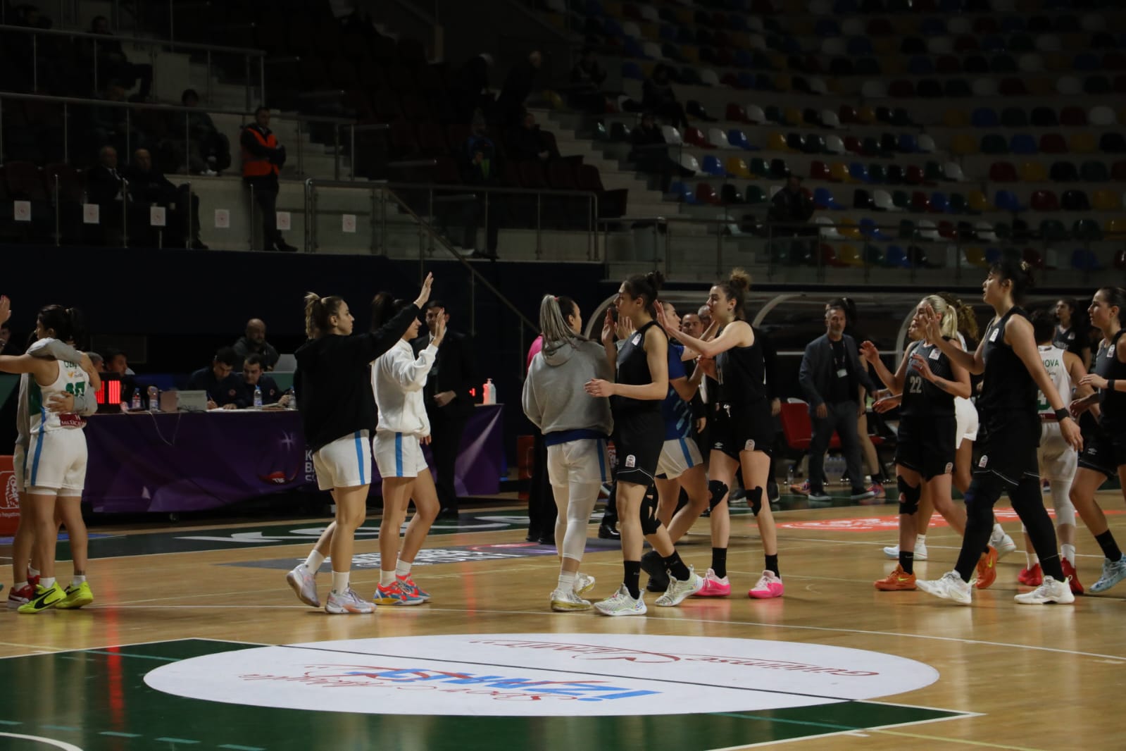 İzmit’in Perileri Beşiktaş’ı devirdi 69-60 (3)