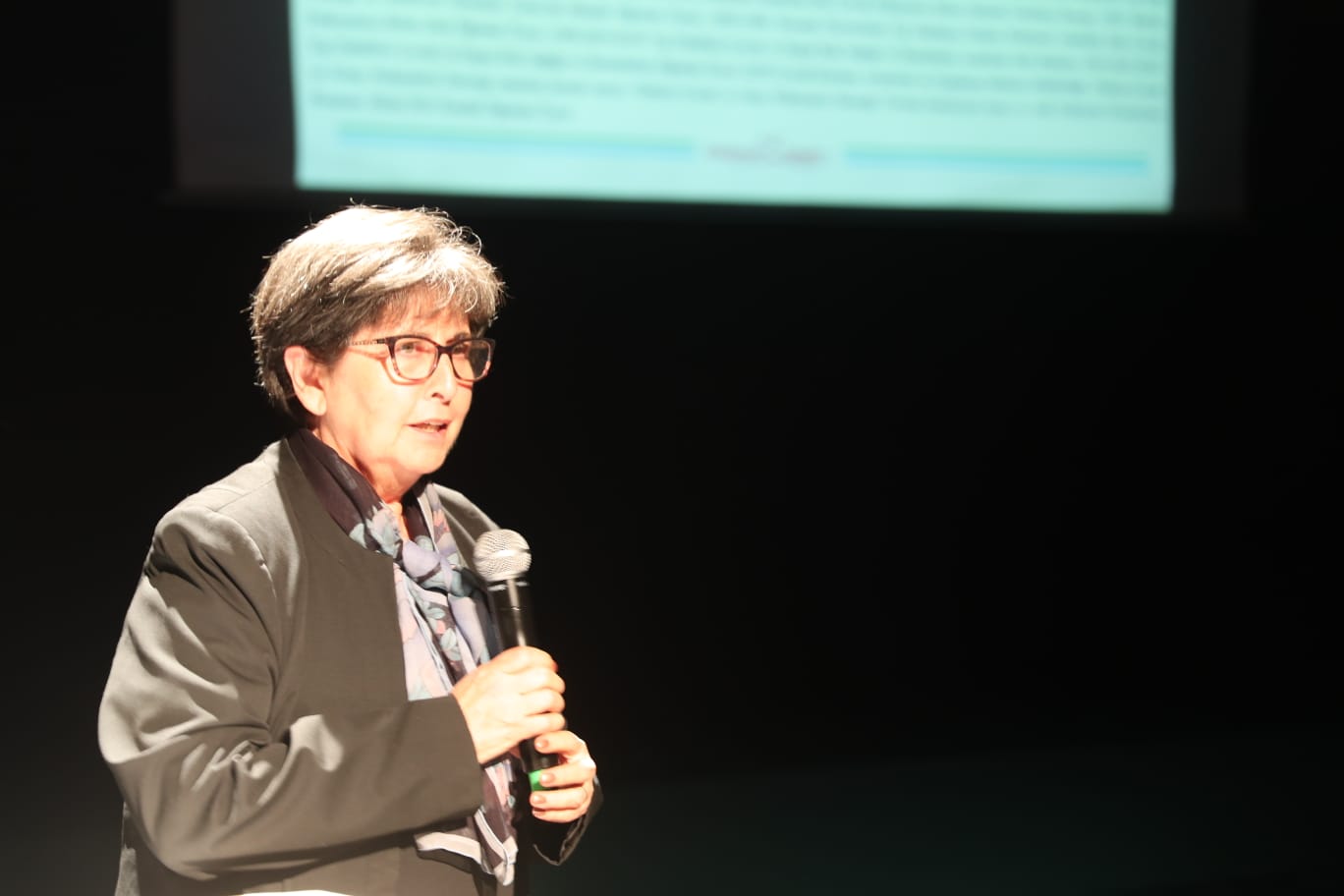 Prof. Dr. Ayşen Coşkun