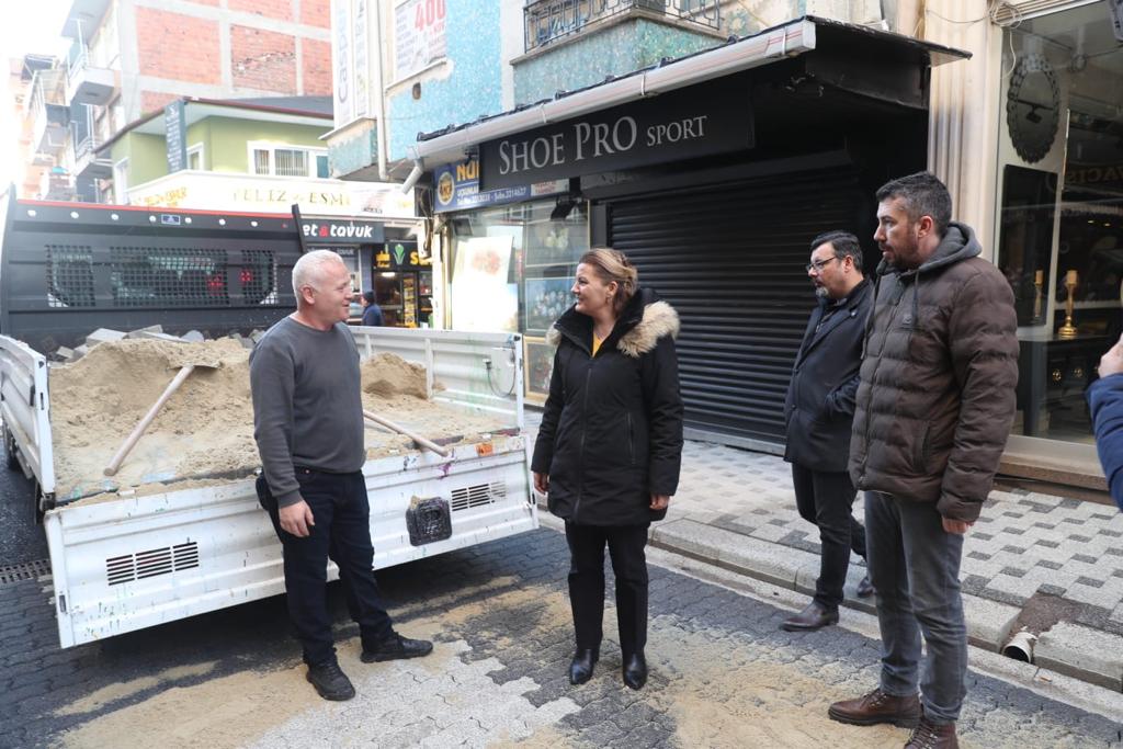 Akça Camii Caddesi esnafindan Hürriyete tesekkür (4)
