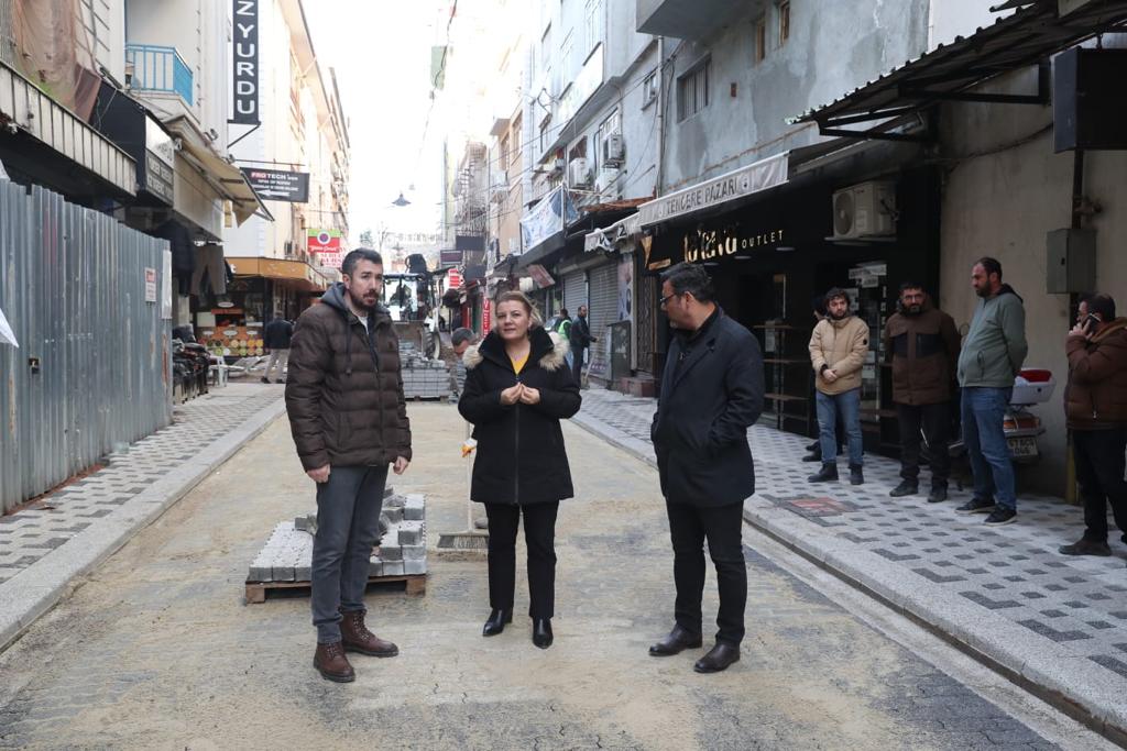 Akça Camii Caddesi esnafindan Hürriyete tesekkür (5)