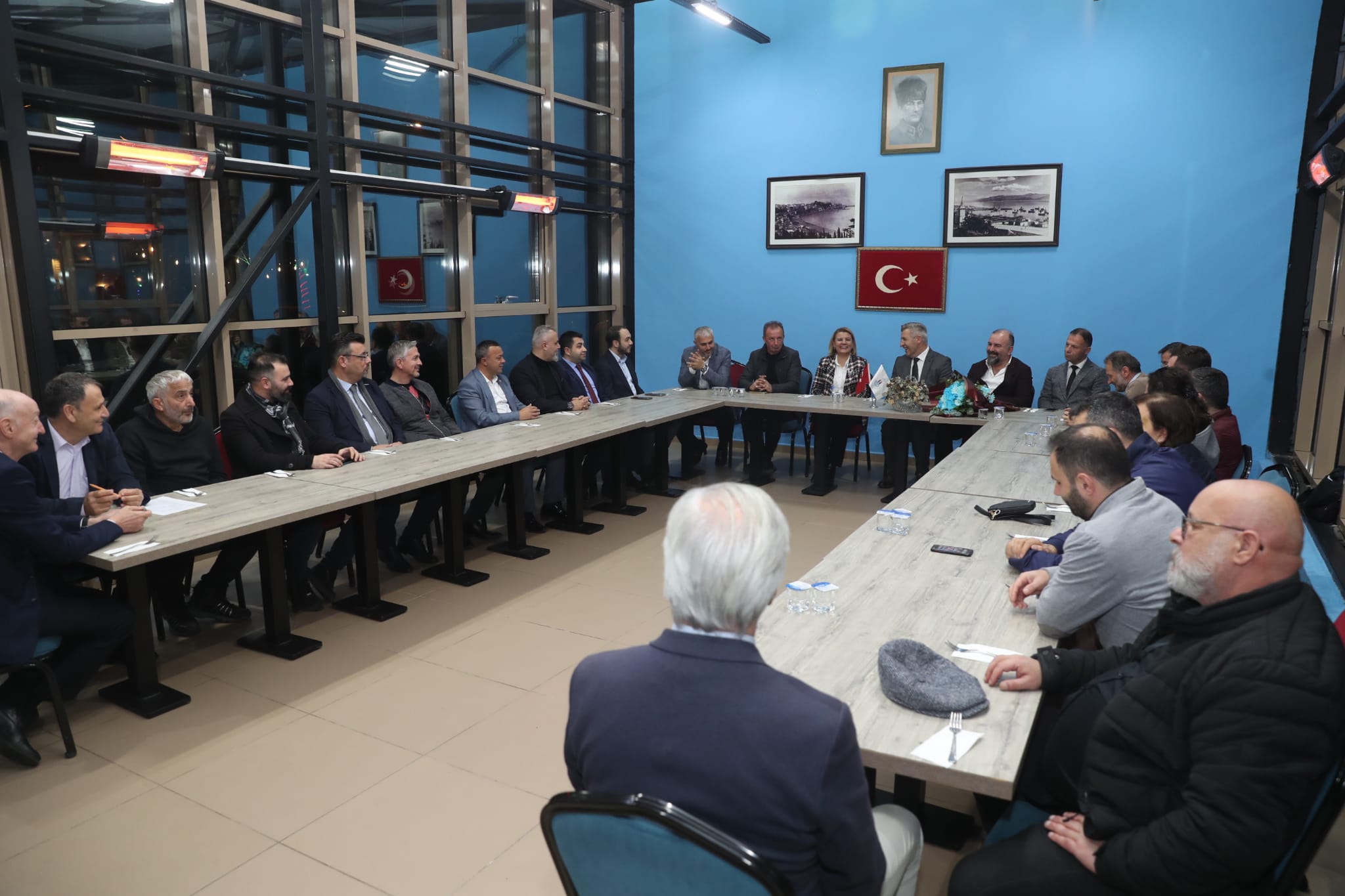 Başkan Hürriyet, Kocaeli Trabzonlular Derneğini ziyaret etti (4)