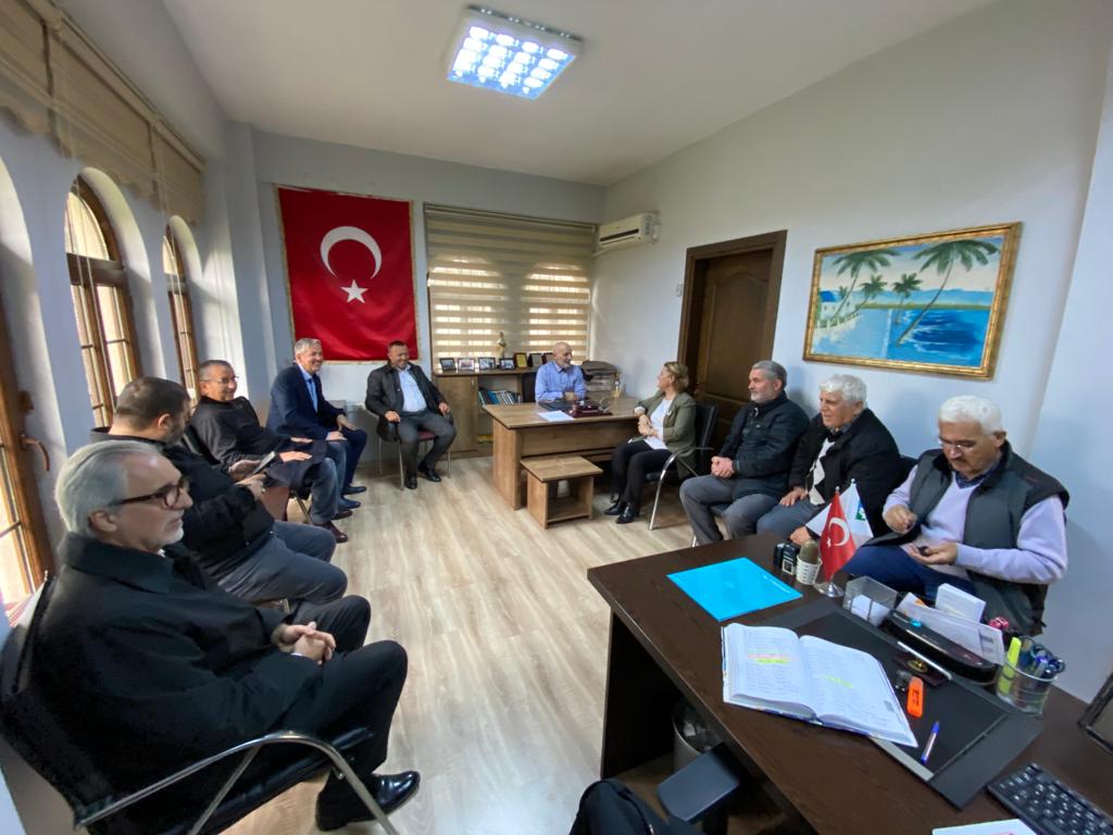 Başkan Hürriyet, Yenişehir Muhtarı Çuman'ı ziyaret etti (2)
