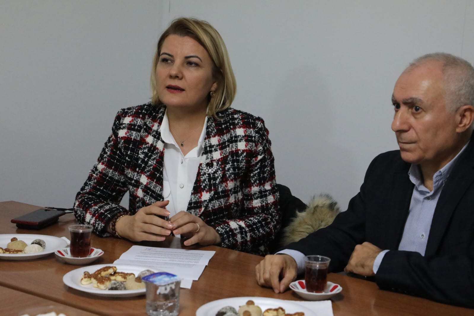Başkan Hürriyet, Yuvam Akarca yönetimini ziyaret etti (5)
