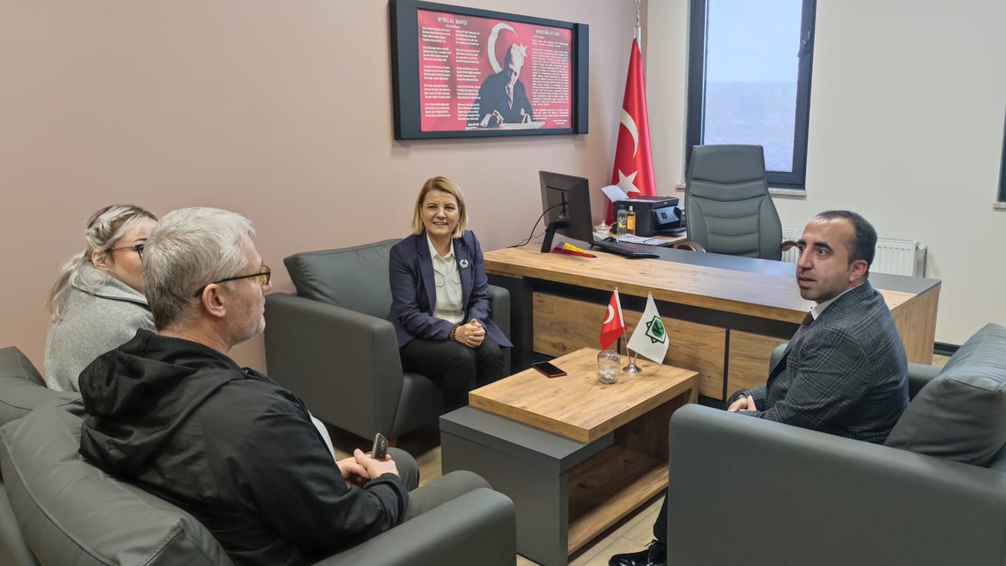 Başkan Hürriyet okul ziyaretlerine devam ediyor (7)