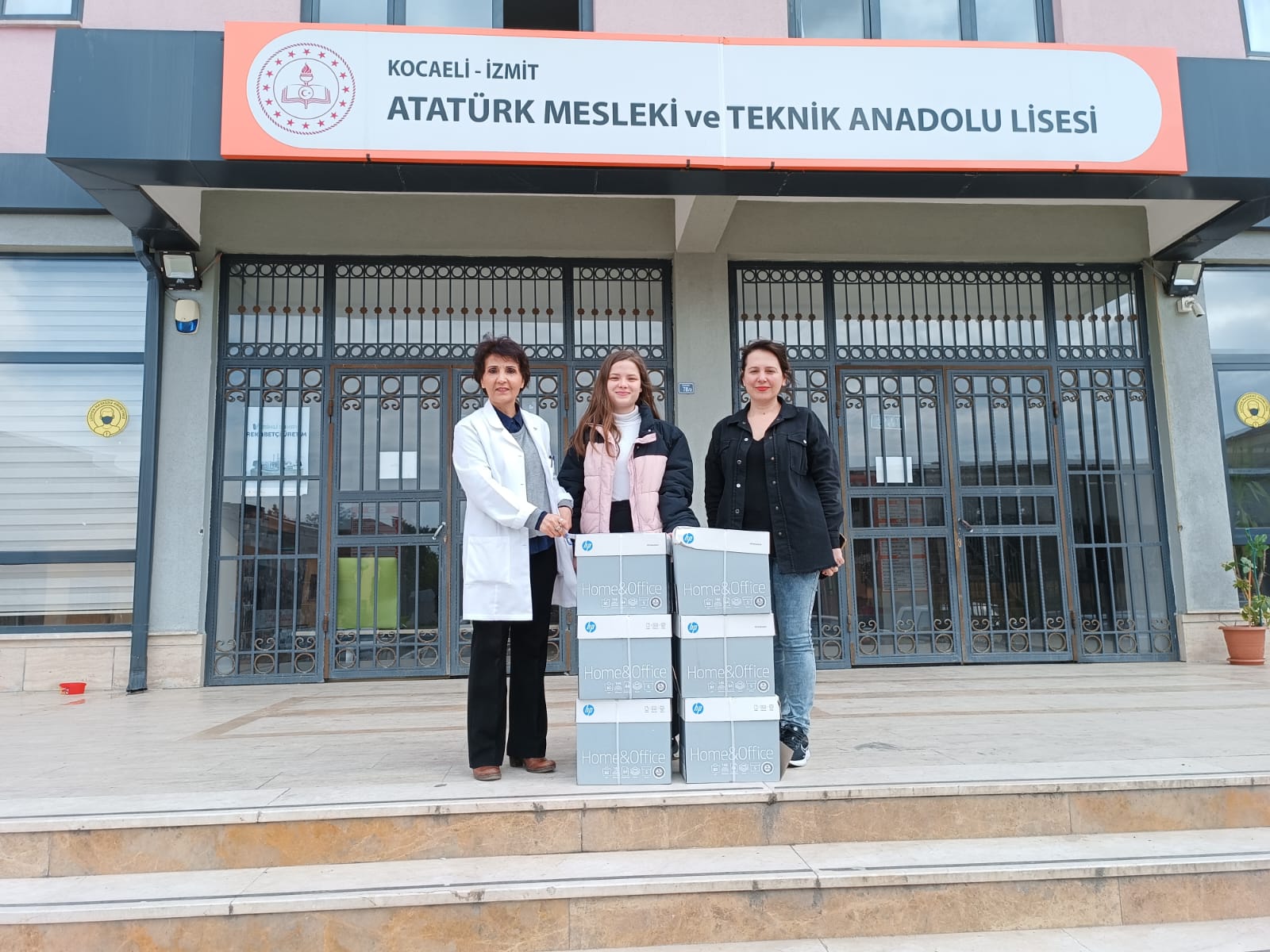 Çevre dostu İzmit Belediyesi, 2023 yılında da geri dönüşümde fark yarattı (3)