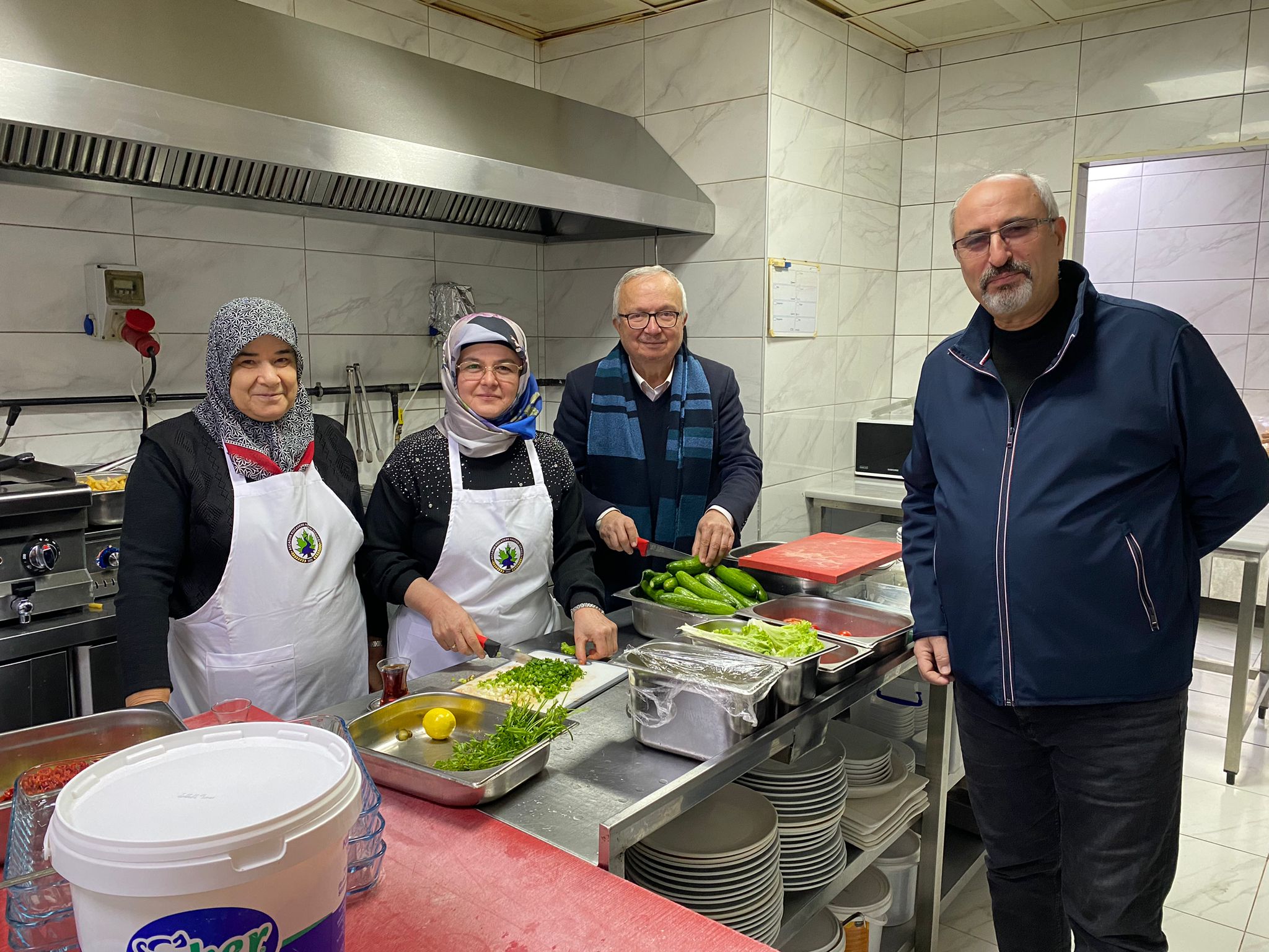 Gülümse Kafe emekçi kadınları desteklemeye devam ediyor (4)