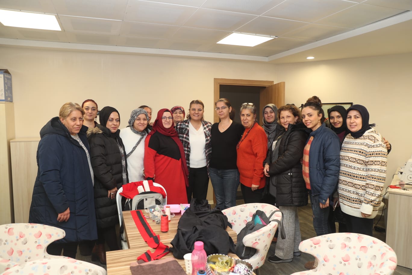 Hürriyet Bu alan Kuşaklar Arası Yaşam Merkezine dönüştü (3)