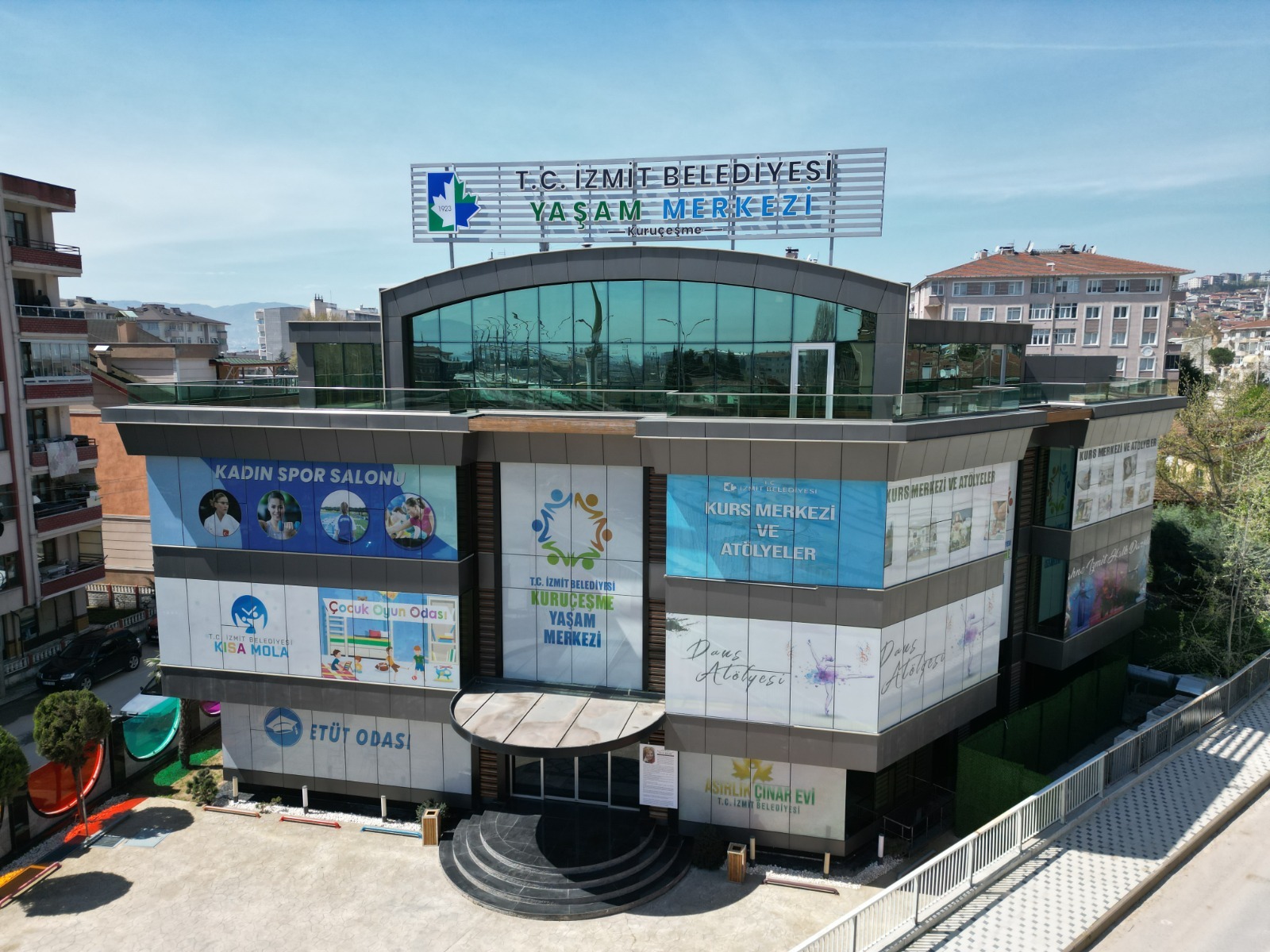 Hürriyet Bu alan Kuşaklar Arası Yaşam Merkezine dönüştü (6)