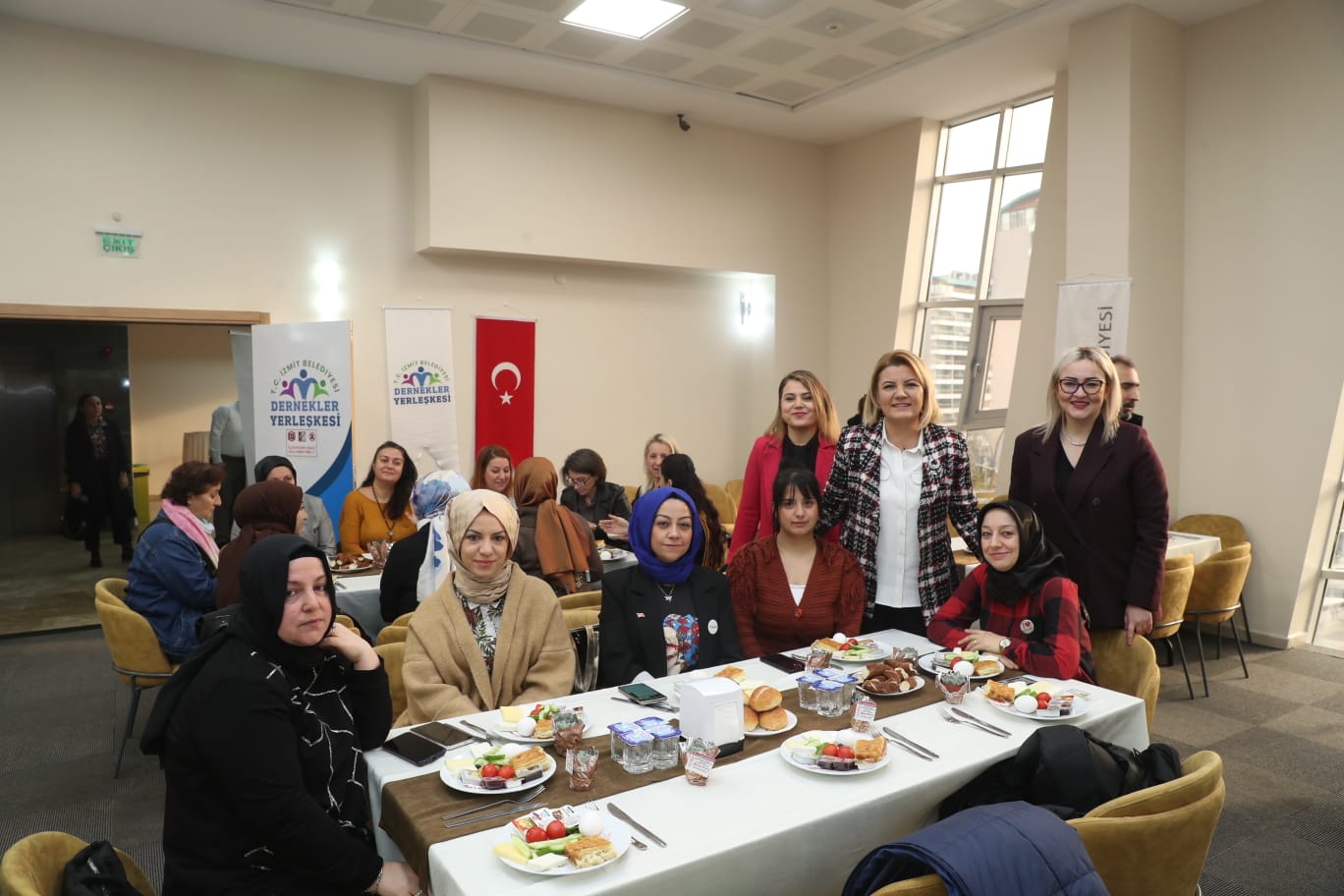 Hürriyet _Beslenme Saati Uygulamasi için Milli Egitimden adil bir durus (10)