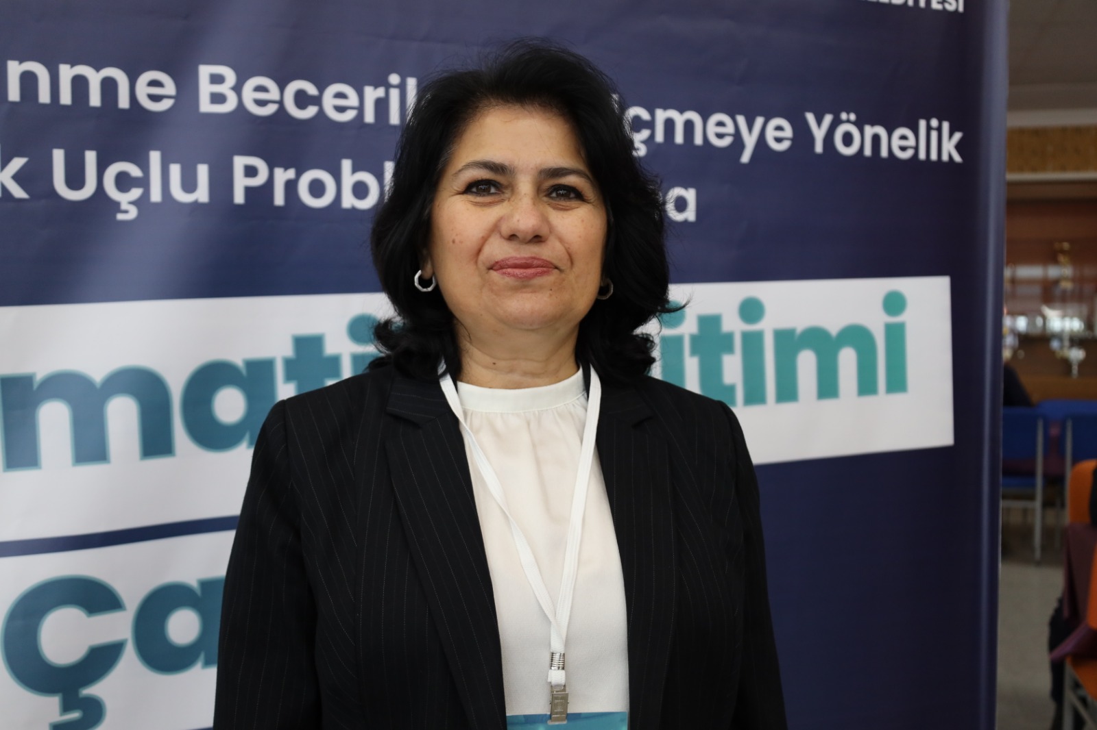 Izmit Belediye Baskan Yardimcisi Sibel Solakoglu