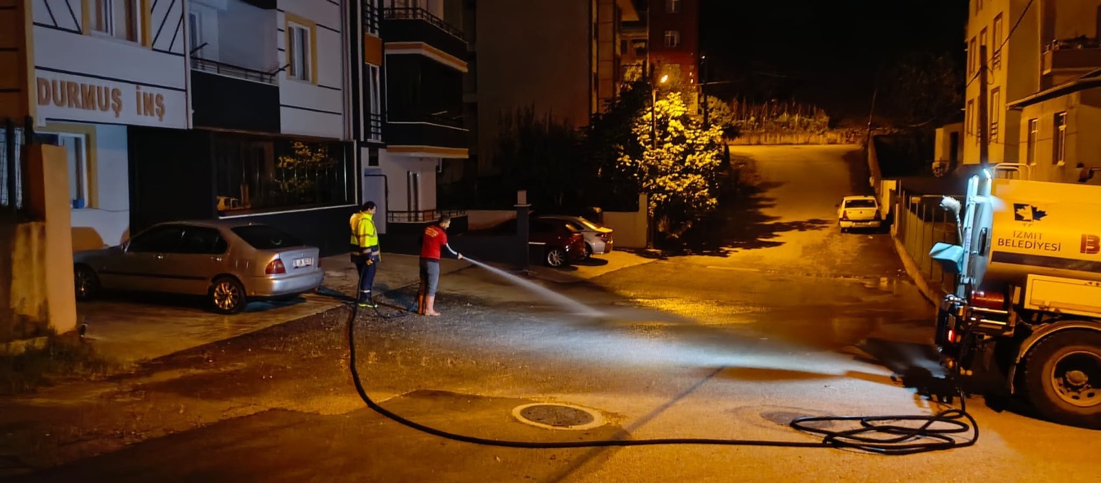 İzmit Belediyesi, daha temiz bir İzmit için 2023 yılında da gece gündüz çalıştı (9)