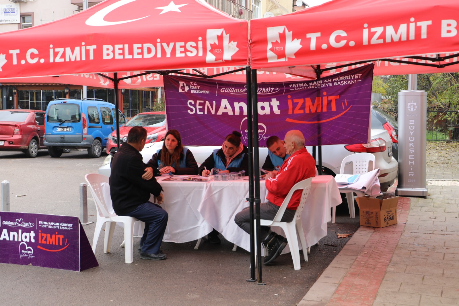 İzmit Belediyesi ‘Sen Anlat İzmit’ ile Kadıköy Mahalle sakinlerini dinledi (2)