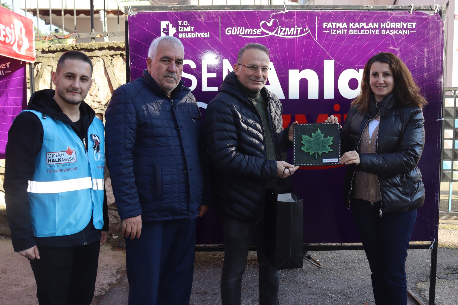 İzmit Belediyesi ‘Sen Anlat İzmit’ ile Turgut Mahalle sakinlerini dinledi (3)