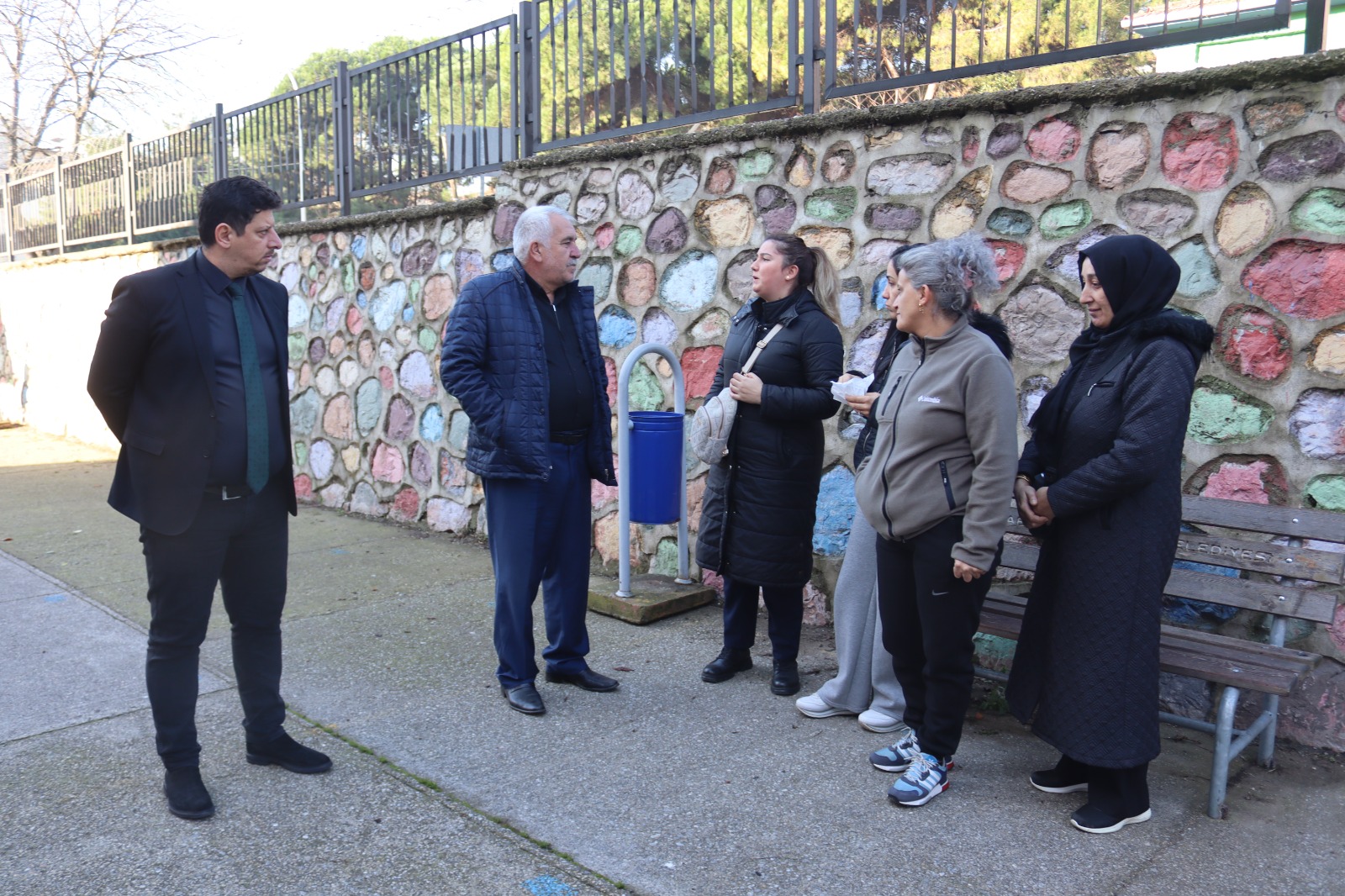 İzmit Belediyesi ‘Sen Anlat İzmit’ ile Turgut Mahalle sakinlerini dinledi (5)