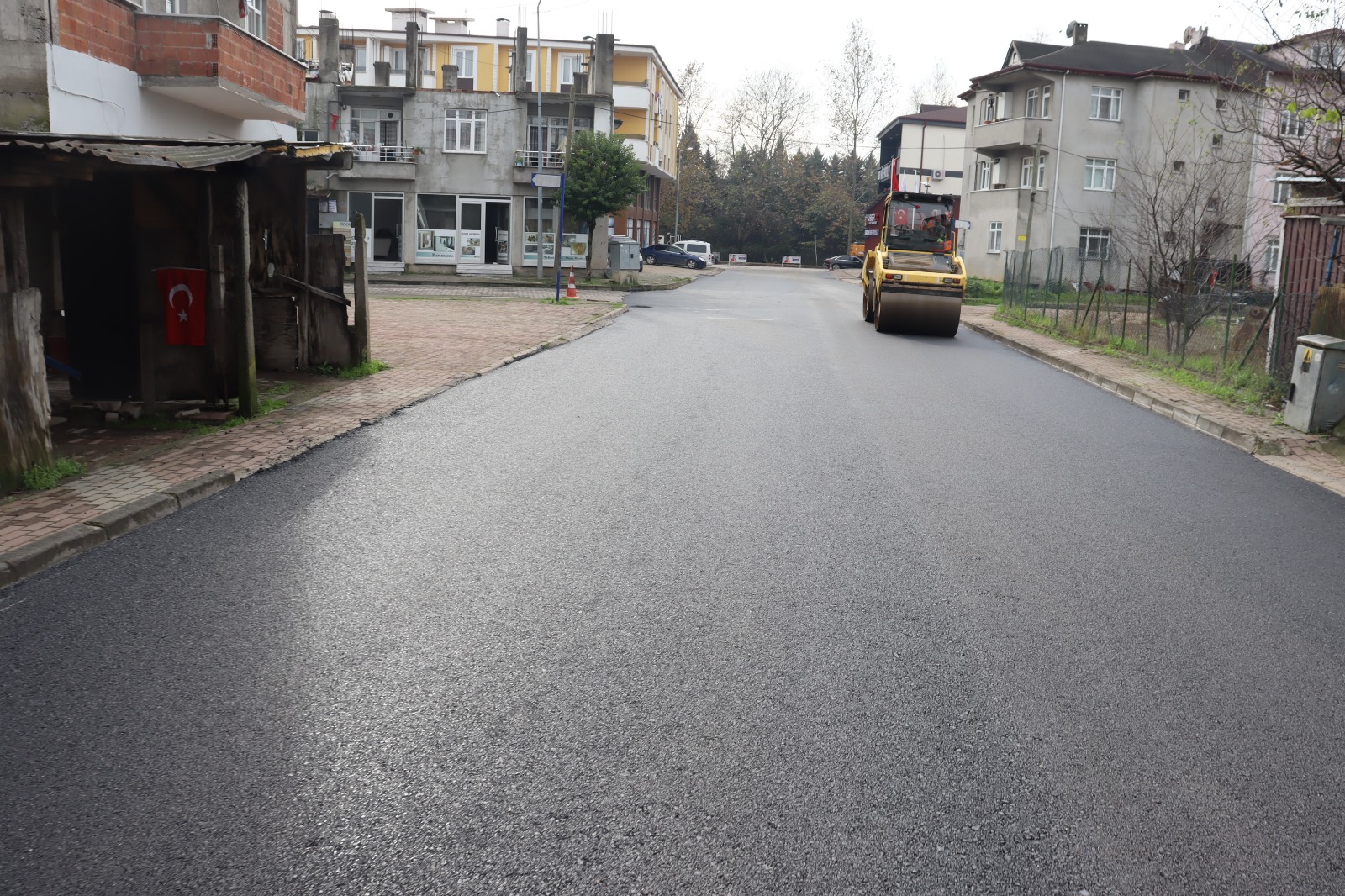Izmit Belediyesinden Alikahya'da asfalt seferberligi (11)