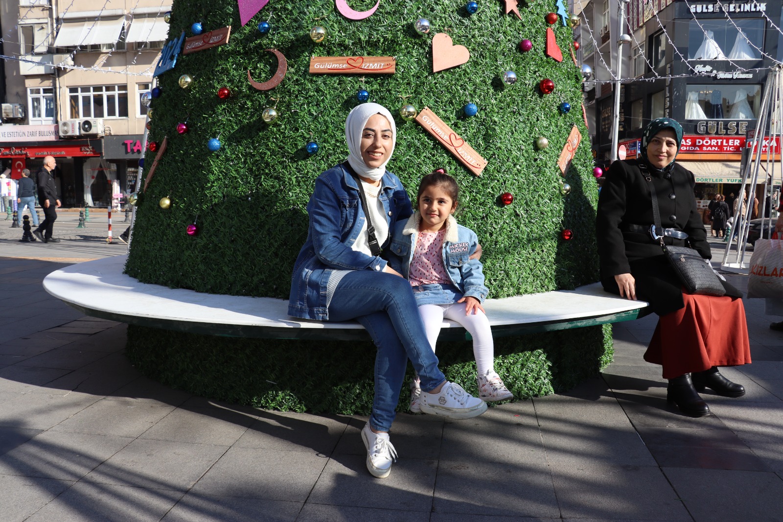 Izmit Bu yilbasinda da isil isil (1)