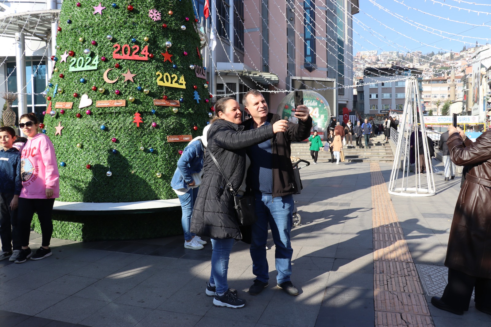 Izmit Bu yilbasinda da isil isil (3)