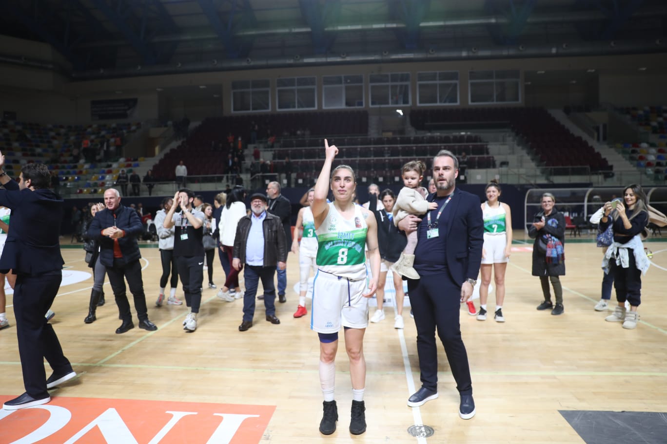 İzmit’in Perileri Galatasaray’ı farklı geçti 93-79 (1)