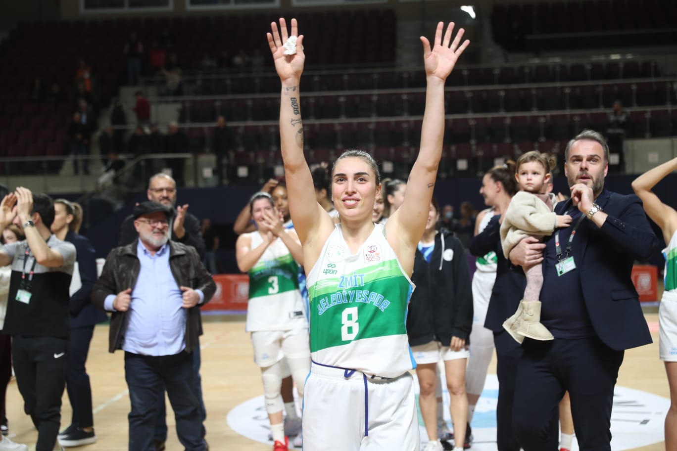 İzmit’in Perileri Galatasaray’ı farklı geçti 93-79 (8)