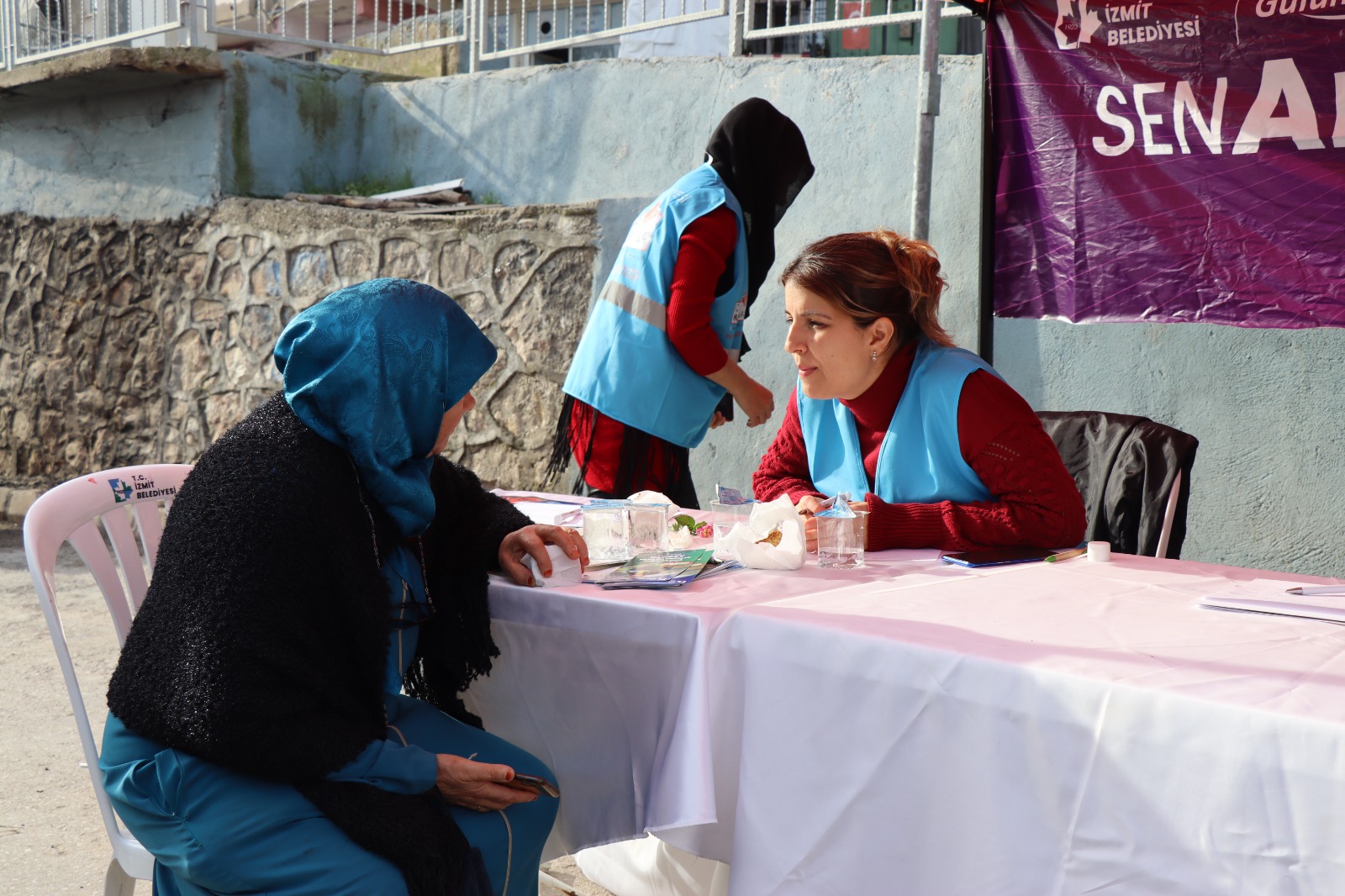 `Sen Anlat Izmit' ile Gültepe Mahalle sakinlerini dinlenildi (2)