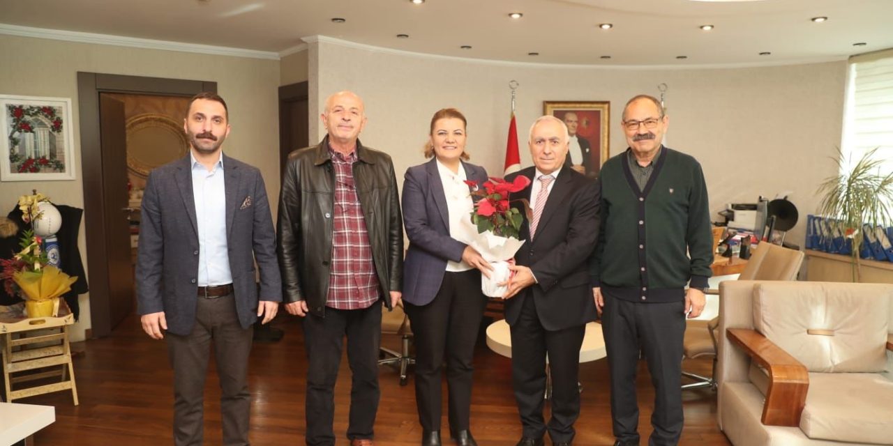 YUVAM AKARCA KONUTLARI TOPLU YAPI YÖNETİMİNDEN BAŞKAN HÜRRİYET’E TEŞEKKÜR ZİYARETİ