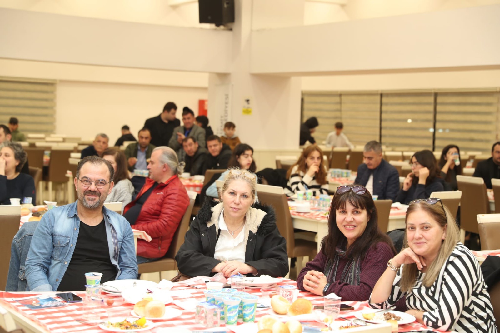 Başkan Hürriyet, “Kentin ana damarı ESNAFIMIZI ÇOK ÖNEMSİYORUZ” (7)