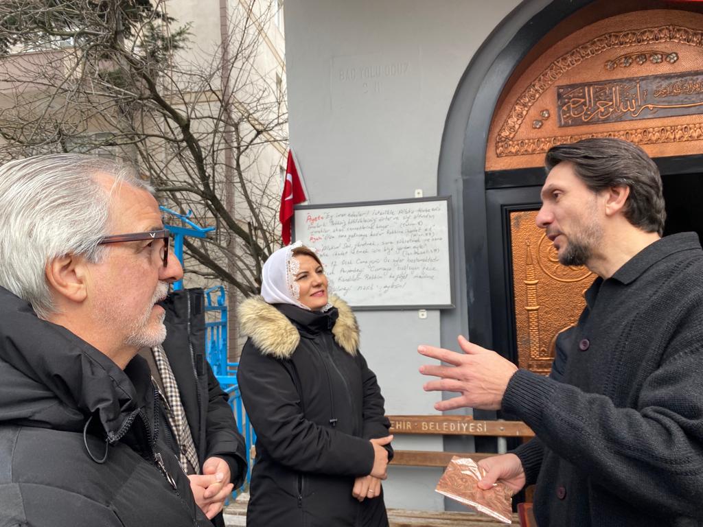 Başkan Hürriyet, Yenimahalle Oğuz Camii cemaatine hayırlı cumalar diledi (2)