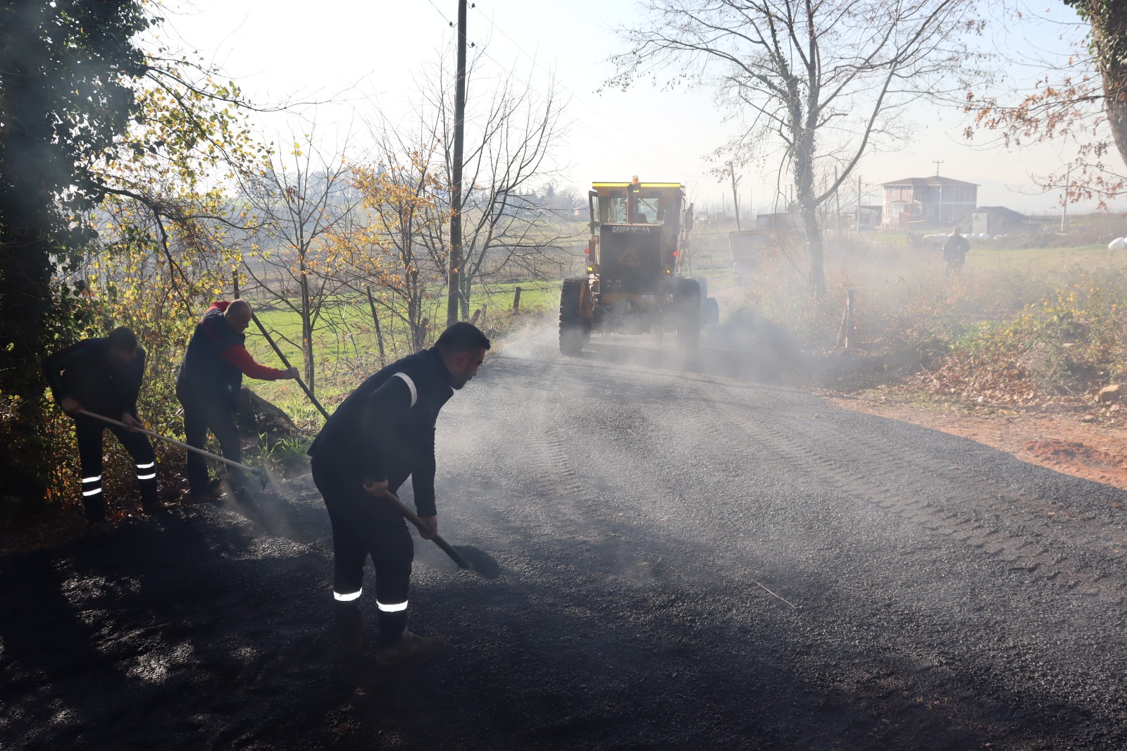 Bayraktar Köyü sakinleri istedi, İzmit Belediyesi mağduriyeti giderdi (1)
