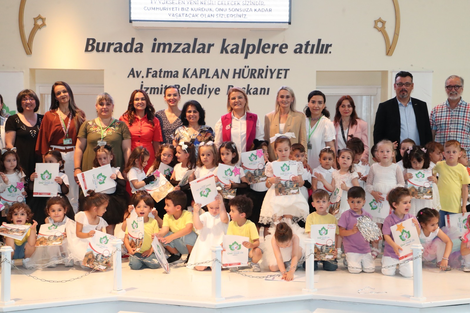 Çınar Çocuk Evi ailesi 2023’te yoluna büyüyerek devam etti (7)
