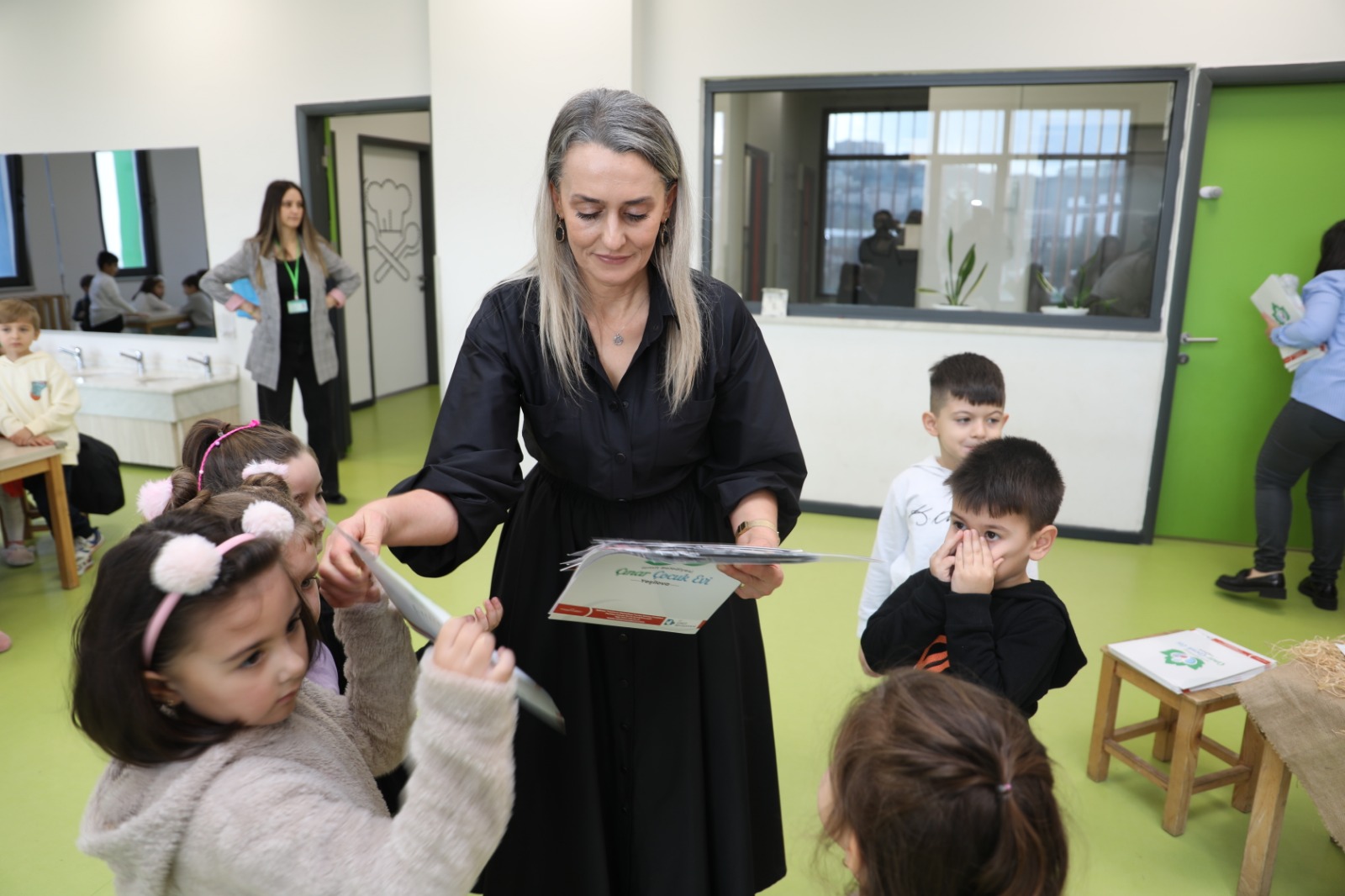 Çınar Çocuk Evlerinde karne heyecanı yaşandı (14)