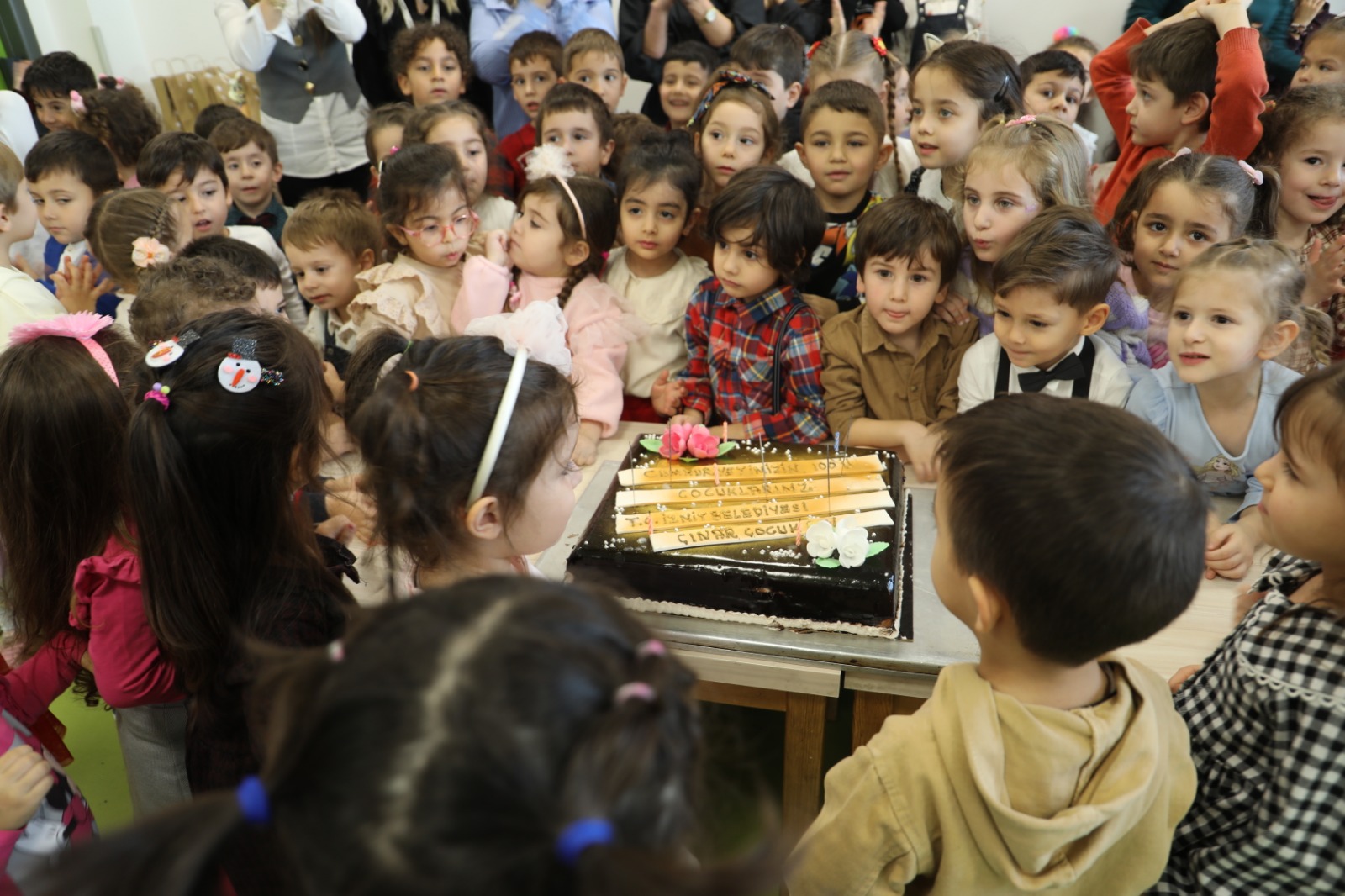 Çınar Çocuk Evlerinde karne heyecanı yaşandı (20)
