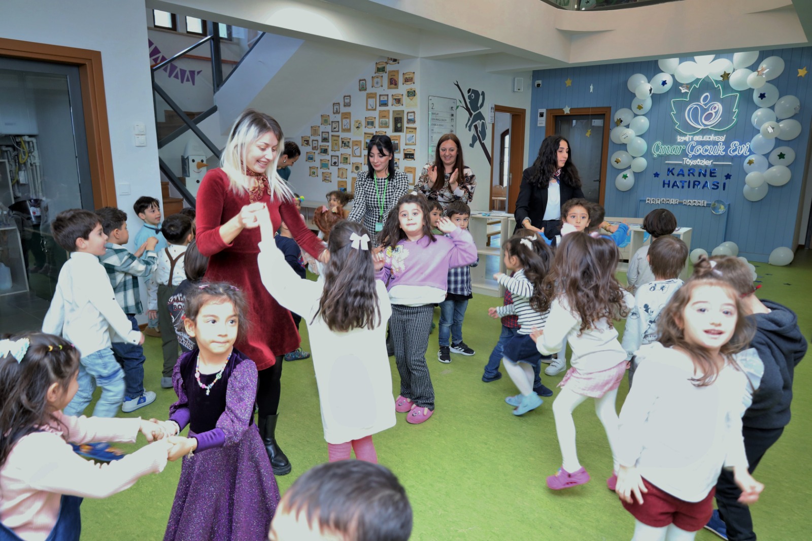 Çınar Çocuk Evlerinde karne heyecanı yaşandı (7)