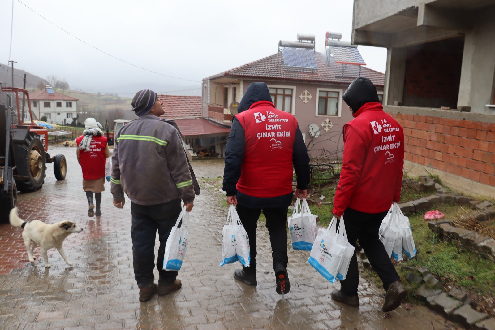 Çınar Ekibi, Balören Köyü’nde çalmadık kapı bırakmadı (4)