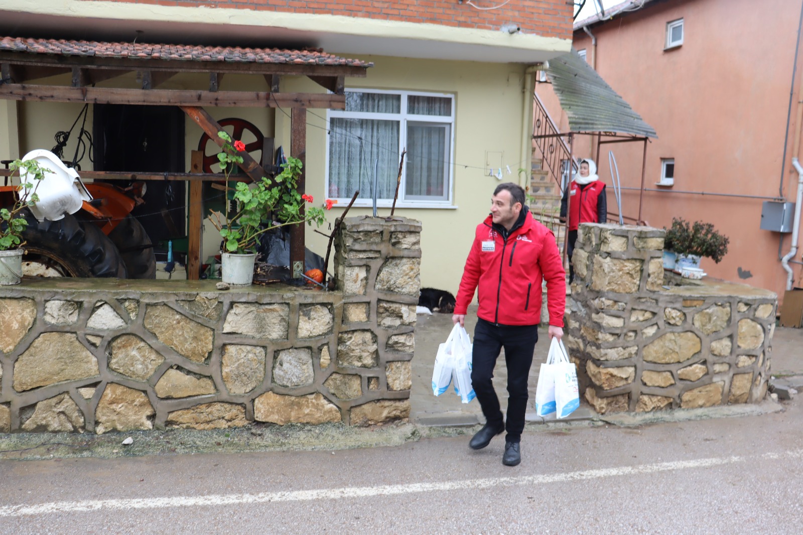 Çınar Ekibi, Balören Köyü’nde çalmadık kapı bırakmadı (7)