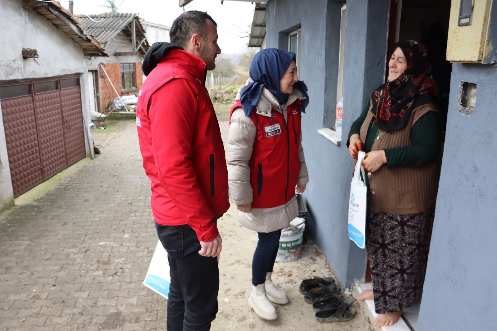 Güvercinlik Köyü sakinlerinden Çınar Ekibine sıcak karşılama (3)