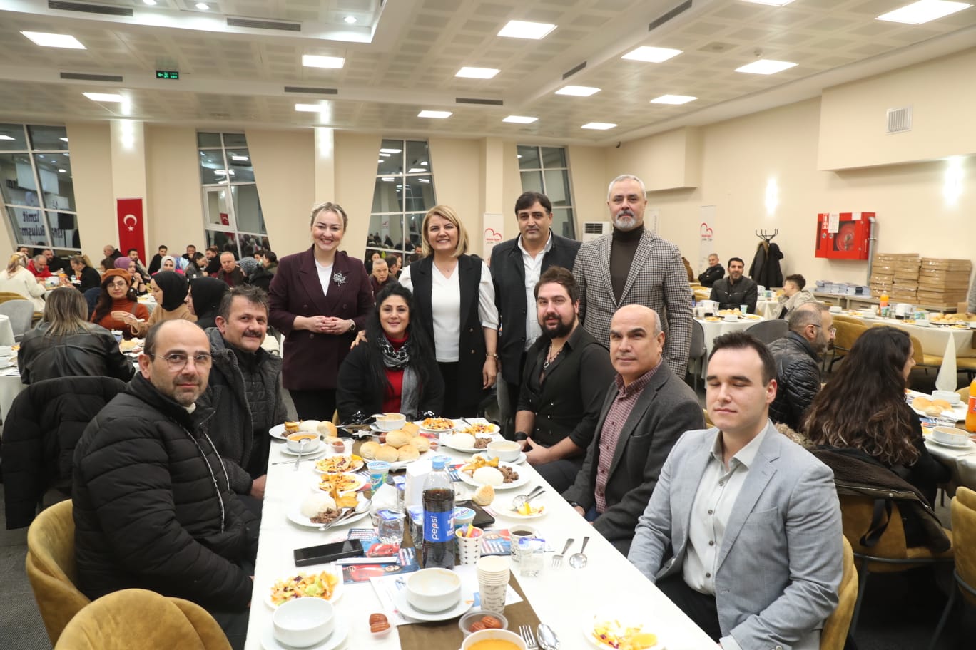 Hürriyet Kent esnafi kazansin diye var gücümüzle çalismaya devam edecegiz (14)