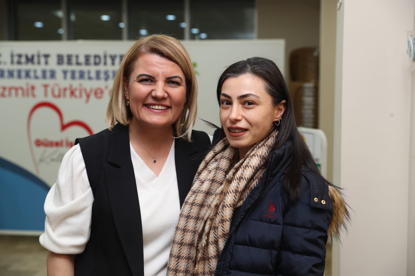 Hürriyet Kent esnafi kazansin diye var gücümüzle çalismaya devam edecegiz (17)