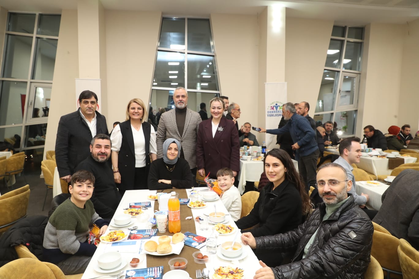 Hürriyet Kent esnafi kazansin diye var gücümüzle çalismaya devam edecegiz (6)