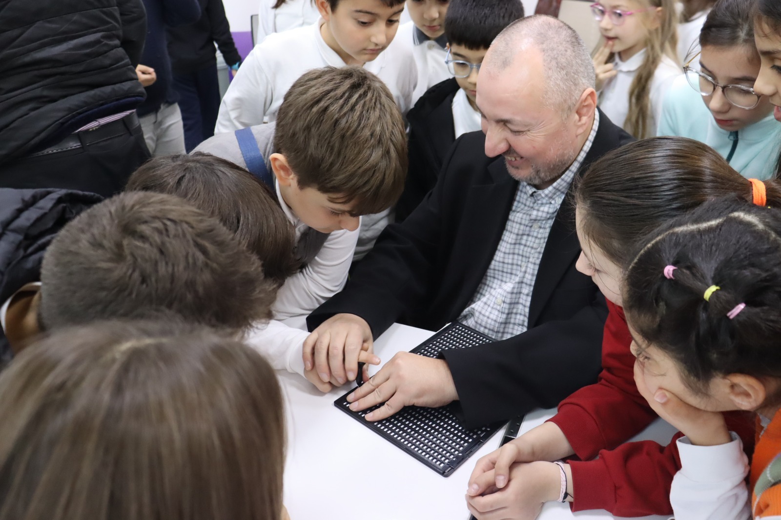 İZGİM’de Braille Alfabesi farkındalık etkinliği gerçekleştirildi (7)