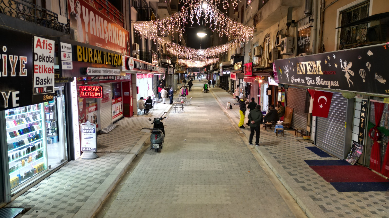 İzmit Belediye Fen İşleri Müdürlüğü 2023’te de kente estetik getirdi (8)