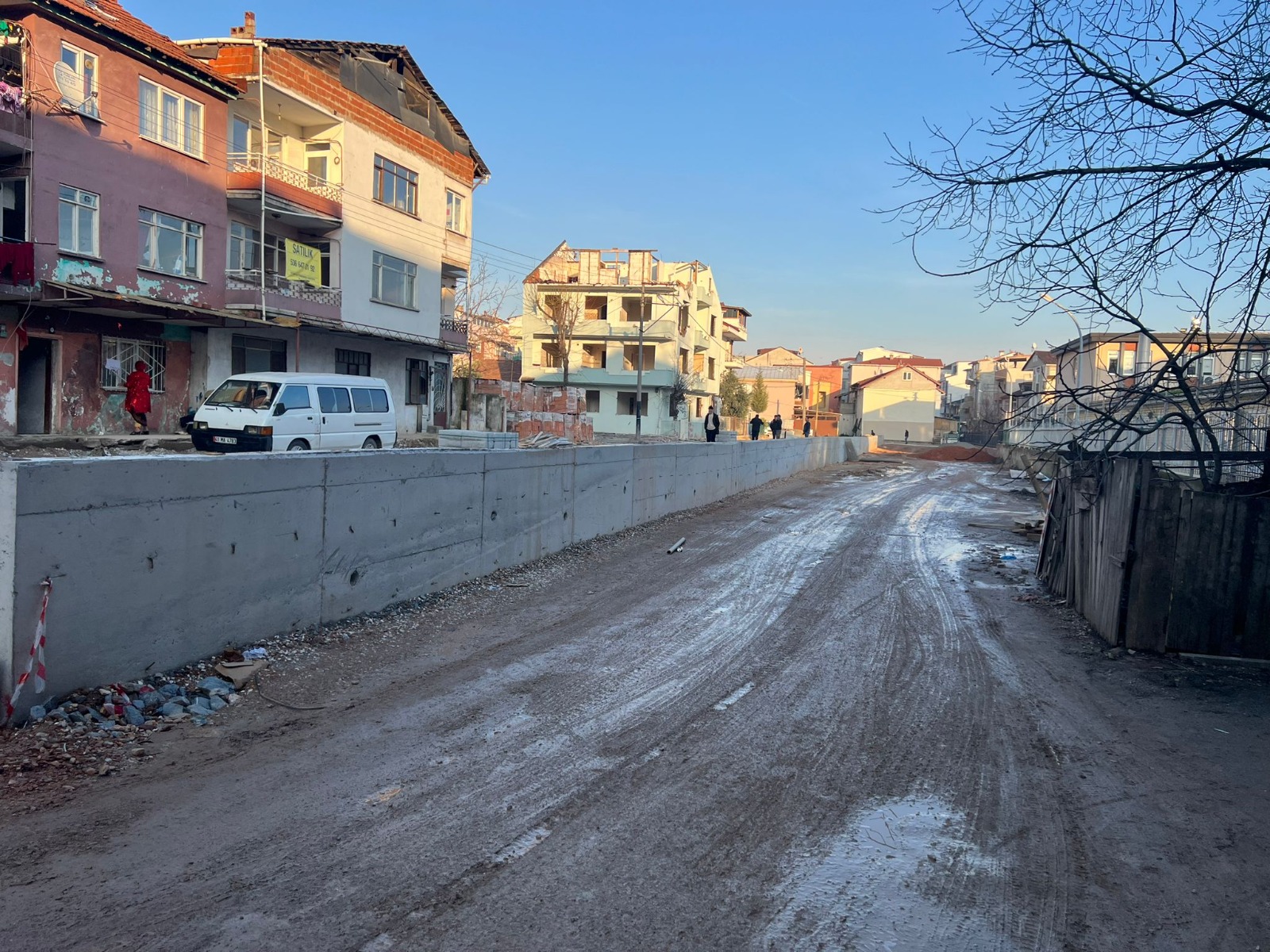 İzmit Belediyesi Mustafa Çalık Sokağı konfora kavuşturuyor (6)